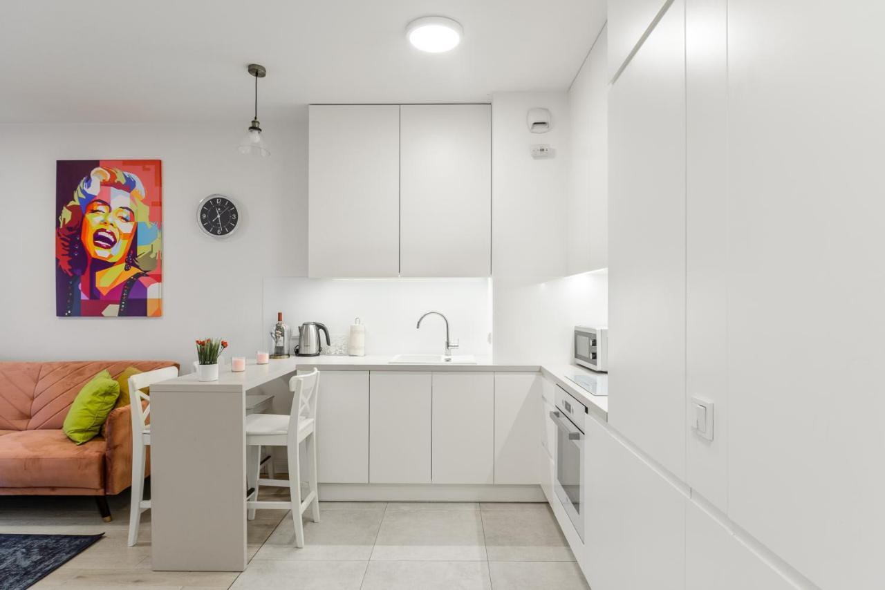 Lumina Luxury Apartments In Mennica Residence Warschau Exterior foto