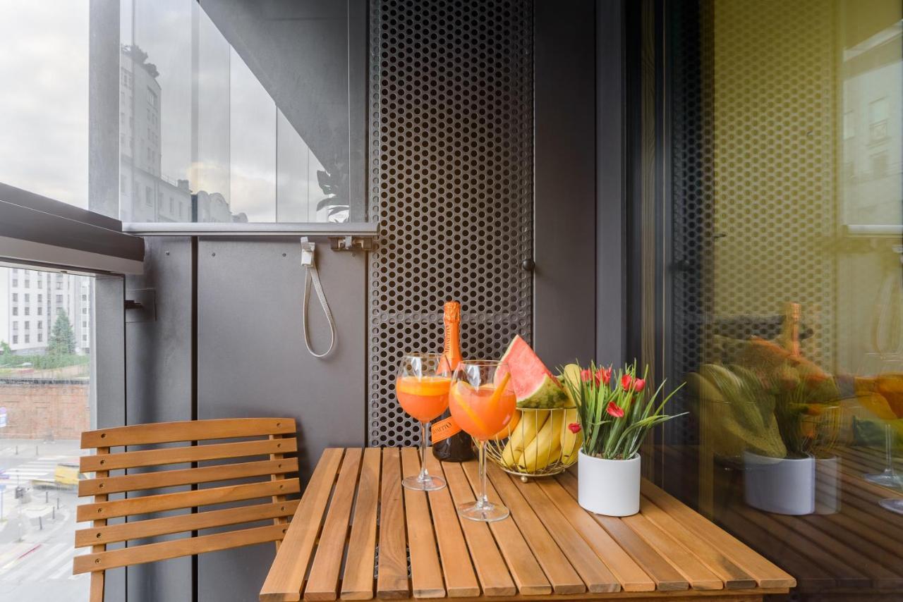 Lumina Luxury Apartments In Mennica Residence Warschau Exterior foto